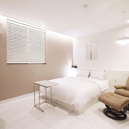 Hotel Yam Yeosu Hakdong מראה חיצוני תמונה