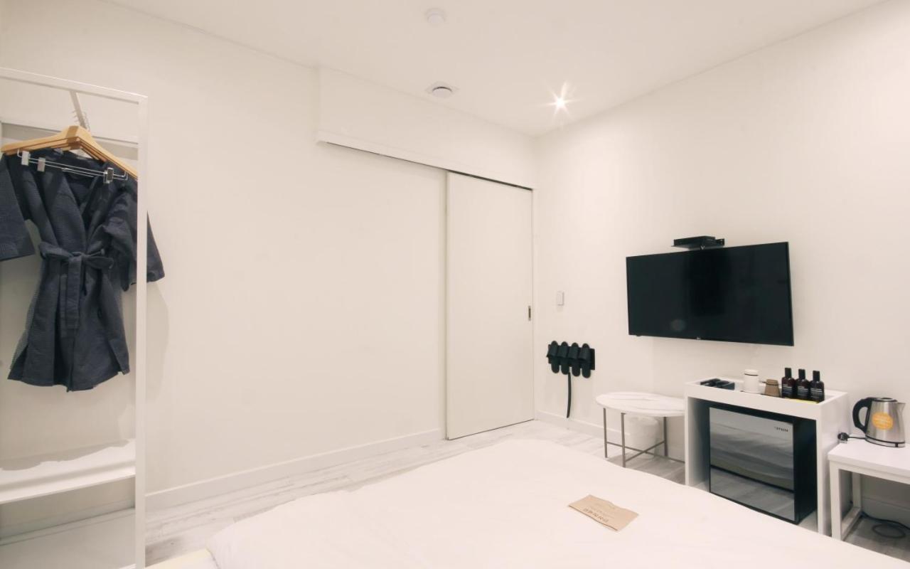Hotel Yam Yeosu Hakdong מראה חיצוני תמונה